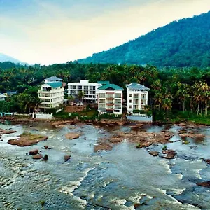 Aparthotel Athirapilly River ***